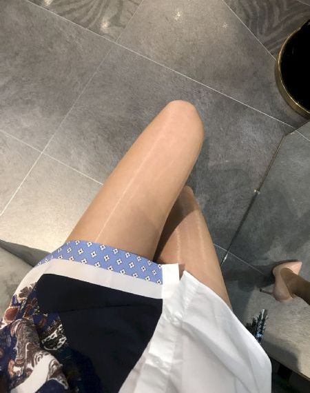 日韩激情第一页_高清完整视频观看
