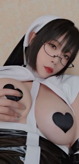 娇妻被别人调教穿乳环_DVD国语在线观看